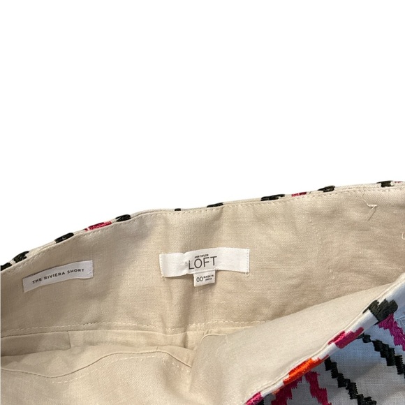 Loft geometric Patterned Women's Shorts - Picture 4 of 4